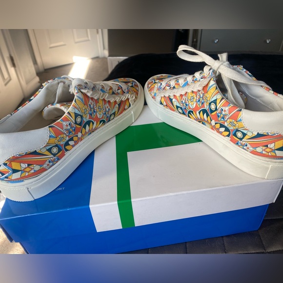 Tory Burch Sneakers - Picture 4 of 8